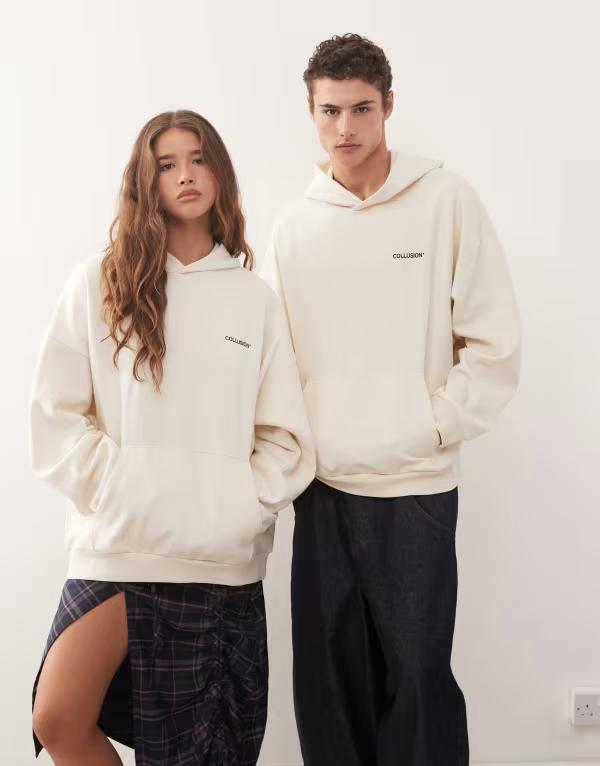 コルージョン レディース アウター パーカー・スウェット プリント ロゴ COLLUSION Unisex boxy hoodie in ecru with logo print ECRU エクリュ
