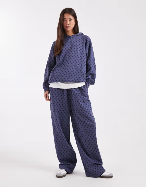 コルージョン レディース ボトムス カジュアルパンツ ドット柄 ワイドレッグ ドット スウェットパンツ COLLUSION wide leg sweatpants polka dot Blue polka dot ブルー｜ReVida 店 15,251円