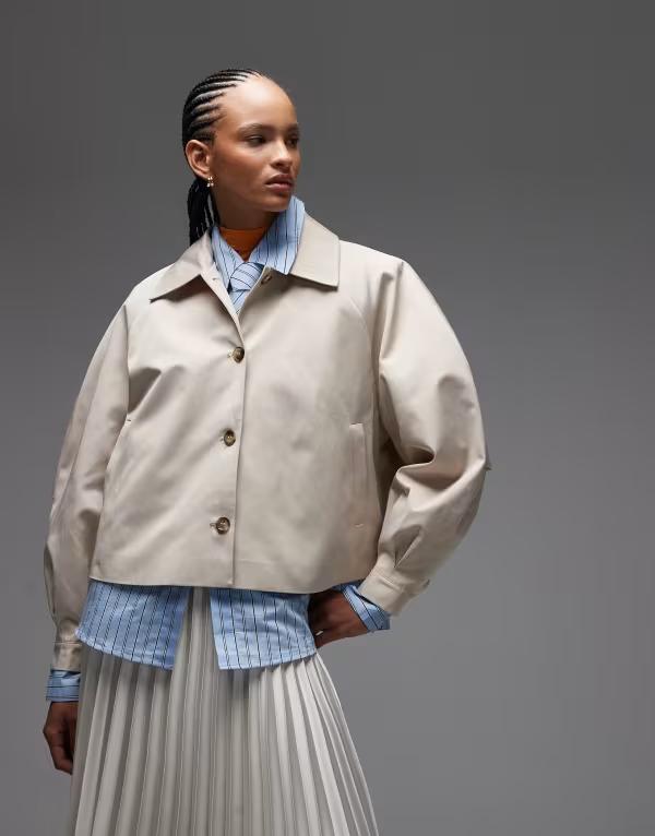 エイソス レディース アウター 上衣・上衣 ケープひな型 厚地の外套 クロップド 旗がしら ケープ ASOS DESIGN cropped trench coat with cape back detail BEIGE ベージュ