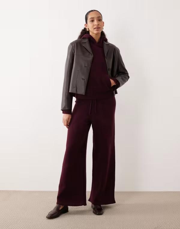 エイソス レディース ボトムス 心地好いズボン下 ワイドレッグ 編み物 ASOS DESIGN fluffy knit wide leg pants インチ plum - part of a set Plum 酸桃