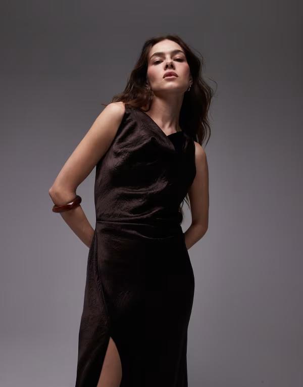 アンドアザーストーリーズ レディース トップス ワンピース ドレープ サテン ノースリーブ & Other Storiesleevelessatin midaxi dress with drape detail and thigh slit in dark brown ブラウン
