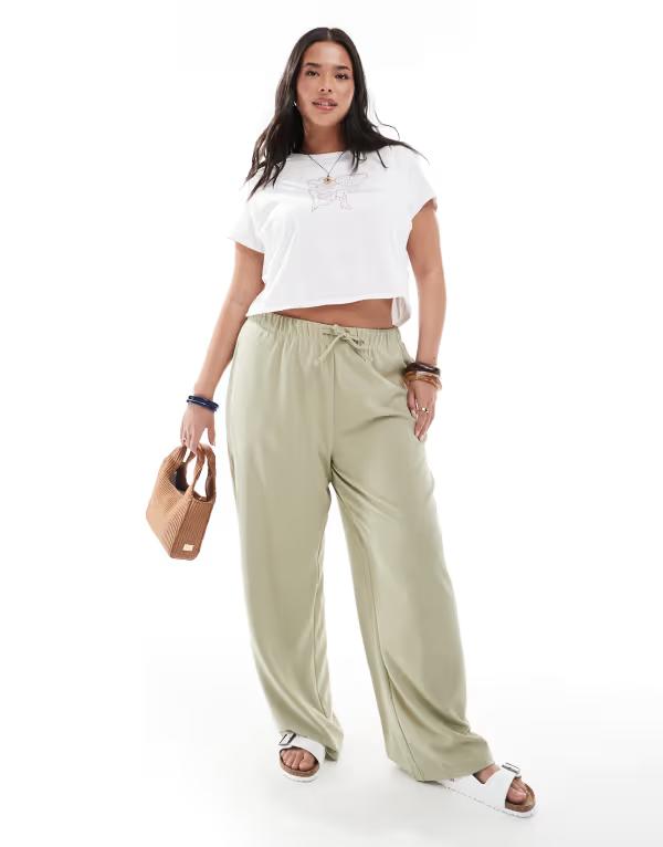 オンリーカーブ レディース ボトムス カジュアルパンツ ONLY Curve tie waist pants in light Elm グリーン|ReVida 店