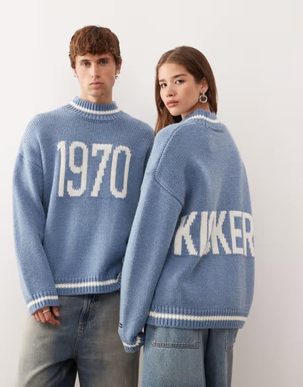 キッカーズ レディース アウター ニット・セーター グラフィック Kickers 1970 graphic sweater in real teal Real teal ティール