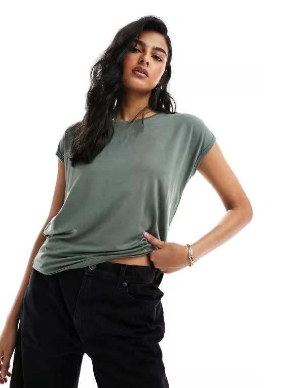 ヴェロモーダ レディース トップス Tシャツ Vero Moda round neck t-shirt GREEN グリーン｜ReVida 店