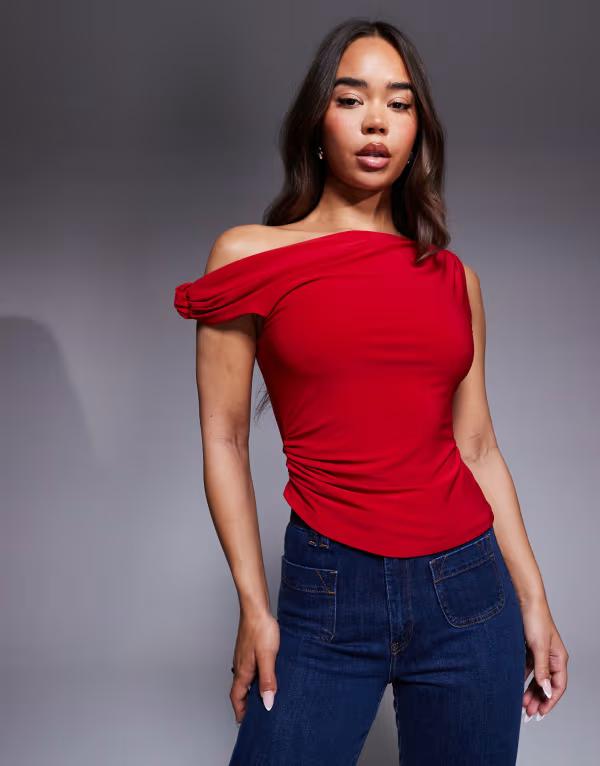 エイソス レディース トップス シャツ アシンメトリー ASOS DESIGN slinky knot shoulder top with asymmetric hem Red レッド