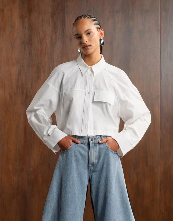 エイソス レディース トップス シャツ コットン クロップド ASOS DESIGN boxy cropped shirt with pocket in premium cotton white ホワイト 15,584円