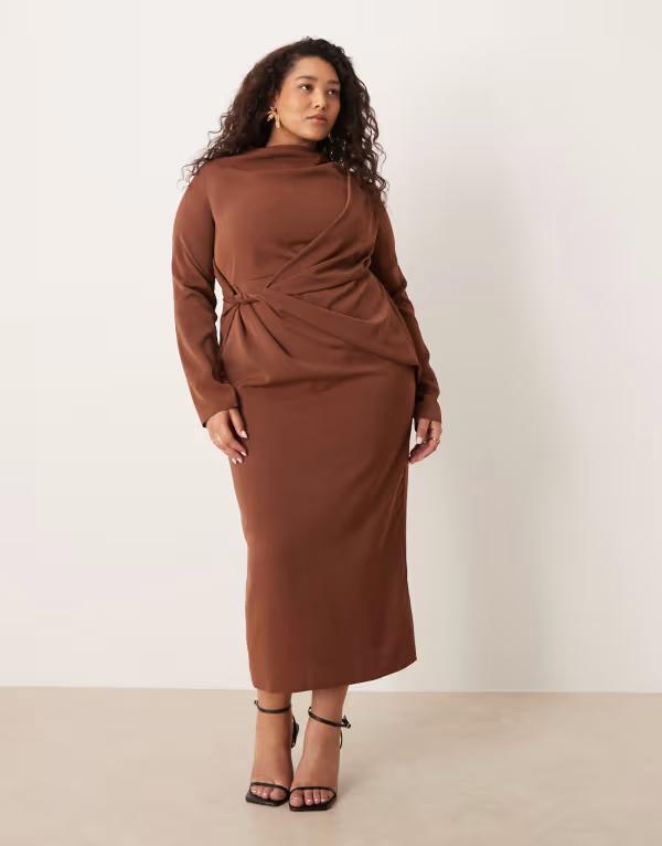 エイソス レディース トップス ワンピース ハイネック ドレープ マキシ ASOS Curve ASOS DESIGN Curve high neck draped slinky maxi dress in chocolate チョコレート