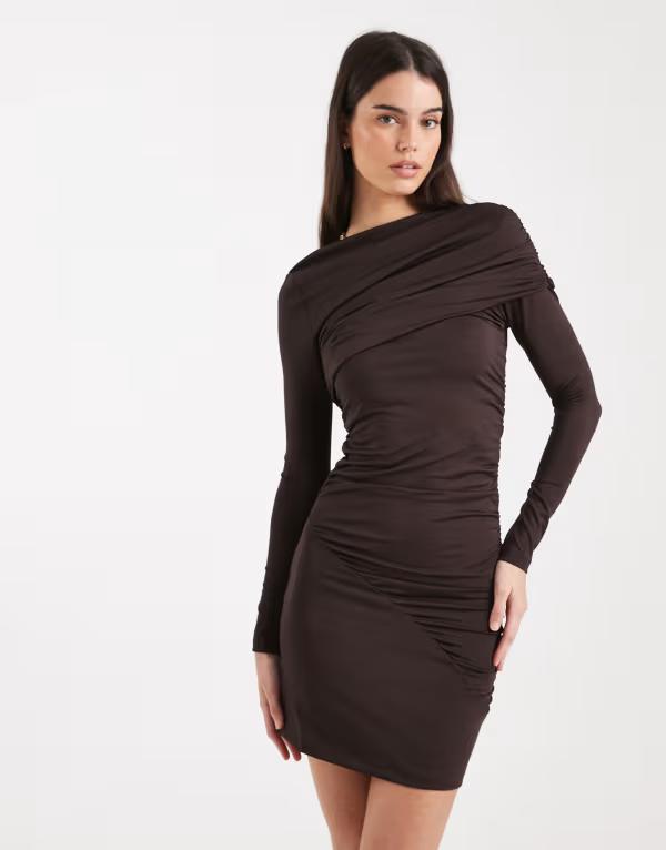 フォース\u0026レックレス レディース トップス 衣装 ドレープ ミニ 4th \u0026 Reckless double layered slinky drape waist detail slash neck mini dress インチ chocolate 黒茶