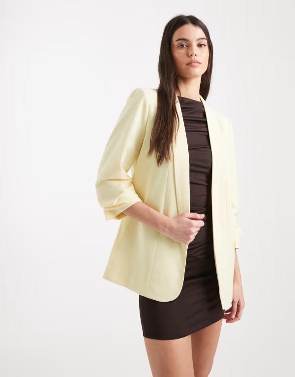 ピーシーズ レディース アウター ジャケット・ブルゾン ギャザー ブレザー Pieces tailored ruched sleeve blazer in pale yellow French vanilla イエロー