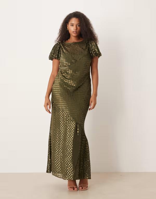 エイソス レディース トップス ワンピース ベルベット マキシ ASOS Curve ASOS DESIGN Curve scoop neck maxi dress with burnout velvet in olive オリーブ