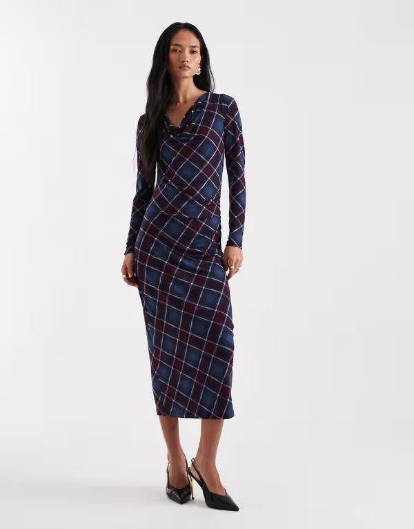 ヴェロモーダ レディース トップス ワンピース ドレープリント ギャザー マキシ Vero Moda drape front ruched side maxi dress and blue plaid print Winetasting plaids ブルー