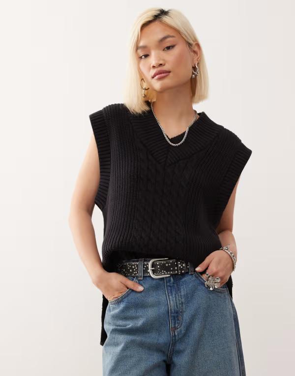 モンキ レディース トップス ベスト セーター ニット Monki knit varsity sweater vest Black ブラック