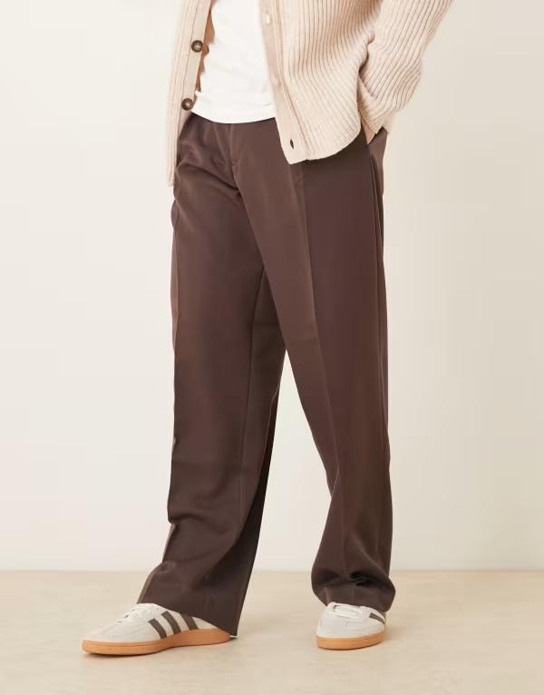 エイソス メンズ ボトムス 心地好いズボン下 ワイドレッグ ASOS DESIGN wide leg dress pants with belt インチ dark brown 赤銅色