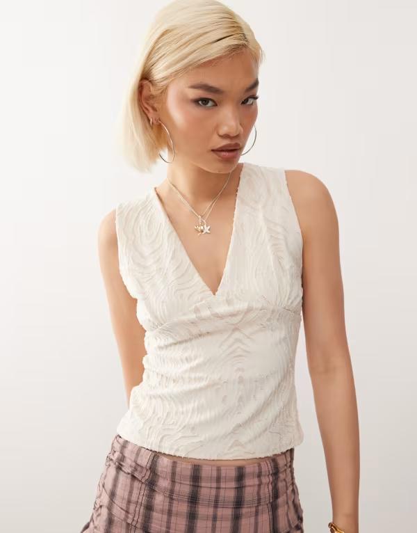 リクレイム ヴィンテージ レディース トップス ベスト ギャザー Reclaimed Vintage ruched bust detail burnoutop Ivory アイボリー