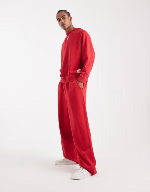 コルージョン メンズ ボトムス カジュアルパンツ ストレート スウェットパンツ COLLUSION Circular Design Collection heavyweight straight leg sweatpants in washed Wine ワイン