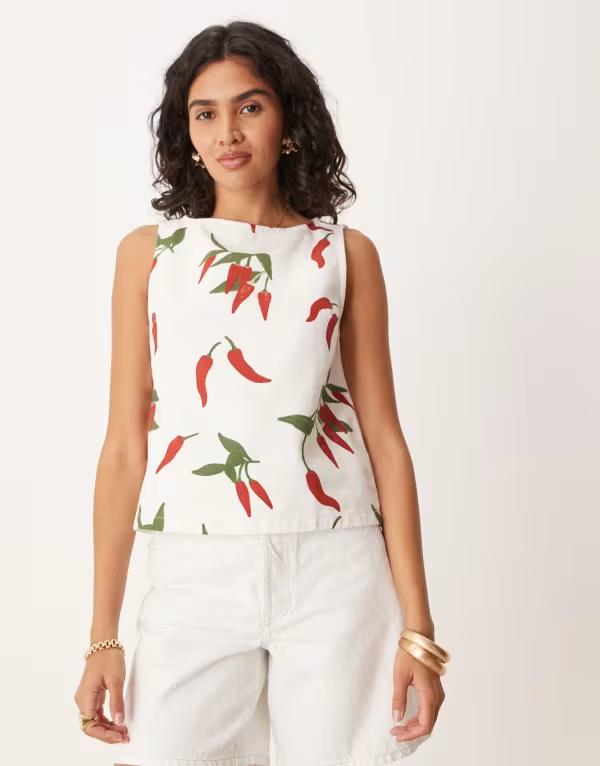 エイソス レディース トップス タンクトップリント デニム ASOS DESIGN denim tank top with slash neck in chili print in ecru Cream and red クリーム