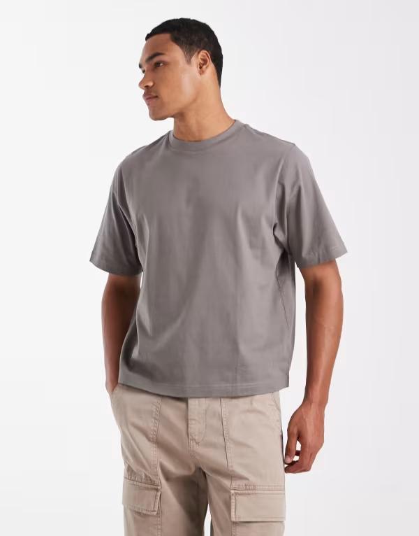 コットンオン メンズ トップス Tシャツ クロップド Cotton cropped fit-shirt in slate stone Slate stone スレート