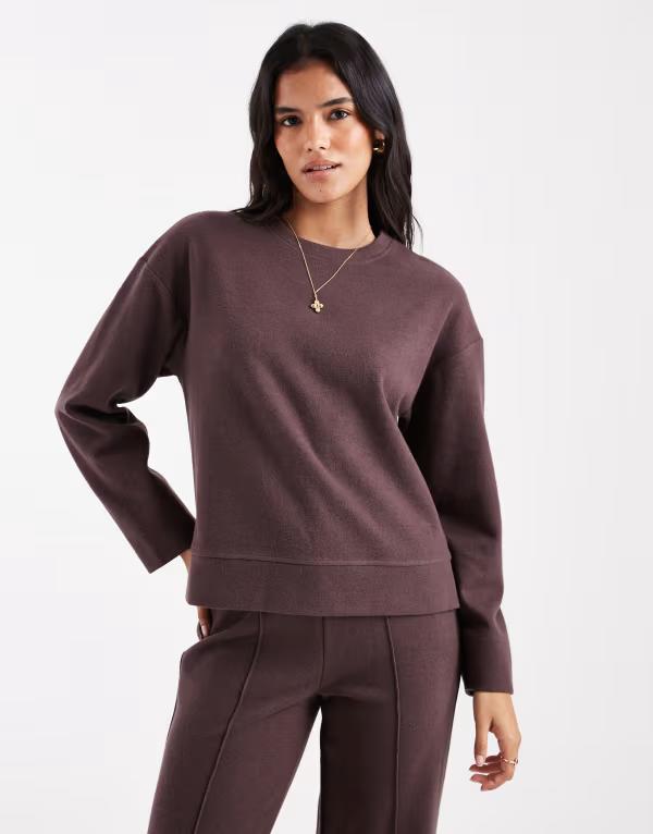 スリードベア レディース アウター パーカー・スウェット シャツ コットン ジャージー Threadbare cotton jersey mix softouch long sleeve sweatshirt in chocolate brown - part of set CHOCOLATE BROWN ブラウン