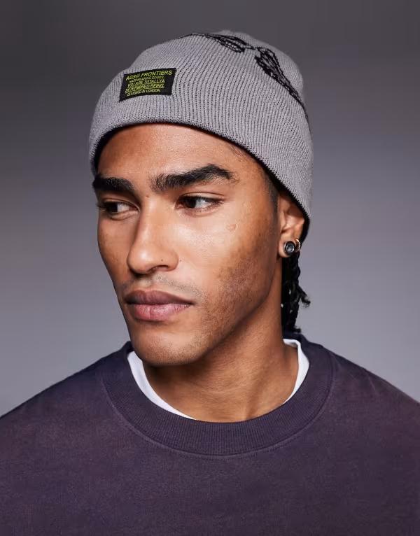 エイソス メンズ アクセサリー 帽子 ニット グラフィック ASOS DESIGN knit reversible skeleton graphic skull beanie and Black and khaki ブラック