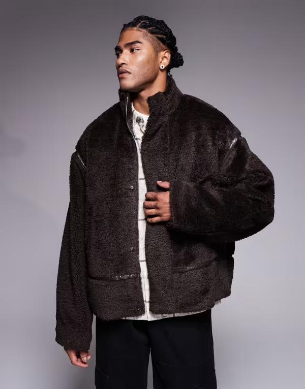 エイソス メンズ アウター 上衣・上衣 照明ランプ素っ首 ASOS DESIGN oversized teddy jacket with funnel neck Dark brown 赤銅色