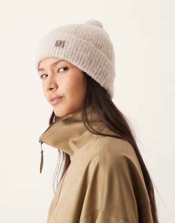 カルバンクライン レディース アクセサリー 帽子 Calvin Klein brushed pom beanie Brown ブラウン｜ReVida 店
