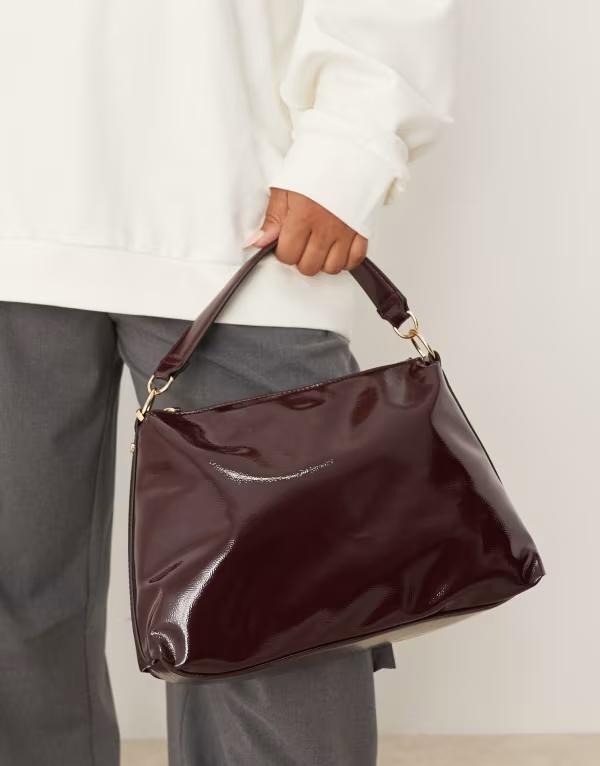 アクセサライズ レディース バッグ Accessorize patent slouchy handheld bag Burgundy バーガンディ｜ReVida 店 13,634円