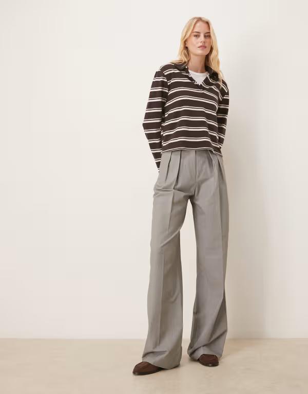 エイソス レディース ボトムス カジュアルパンツ ワイドレッグ トール ASOS DESIGN Tall tailored wide leg pants with pleat detail Gray グレー