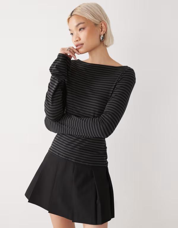 ウィークデイ レディース トップス Tシャツ Weekday Annie super soft boat neck long sleeve top in dark gray & black stripes Gray & black ブラック