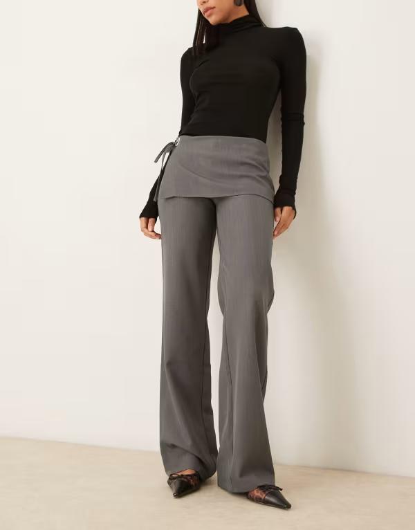 モーテル レディース ボトムス カジュアルパンツ Motelka wrap detailed tailored pants in charcoal Gray グレー