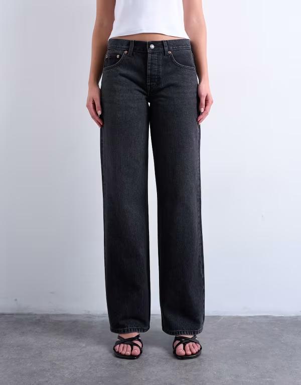 トップショップ レディース ボトムス デニムパンツ ストレート ローライズ ジーンズ Topshop Ember low rise straight leg jeans in washed BLACK ブラック|ReVida 店