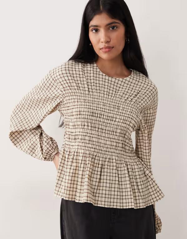 ノーバディーズ チャイルド レディース トップス プルオーバー Nobody\u0027s Child Charlize shirred peplum top インチ cream plaid Cream 皮膚軟化剤