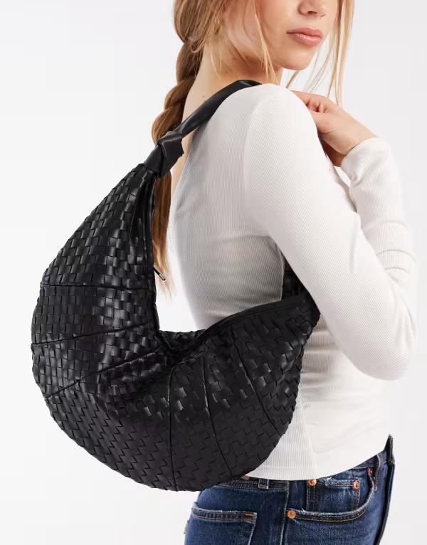 グラマラス レディース バッグ Glamorous woven crescent shape shoulder bag Black ブラック