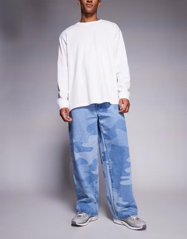 リキュールアンドポーカー メンズ ボトムス デニムパンツ ジーンズ Liquor N Poker baggy fit denim jeans in tonal camo Multi マルチカラー｜ReVida 店