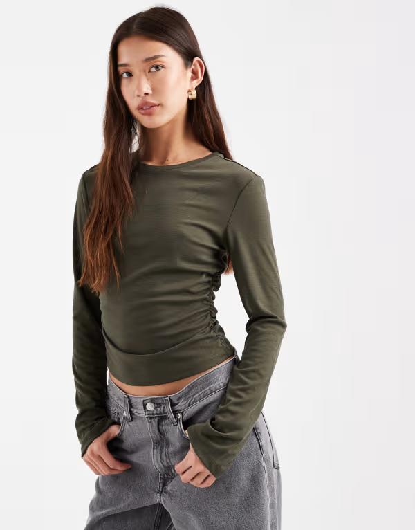 オンリー レディース トップス Tシャツ ギャザー ONLY ruchedetailing textured top DARK GREEN グリーン｜ReVida 店