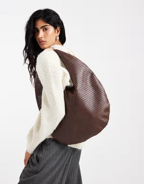 グラマラス レディース バッグ Glamorous large woven shoulder bag with gold-tone metal hardware BROWN ブラウン