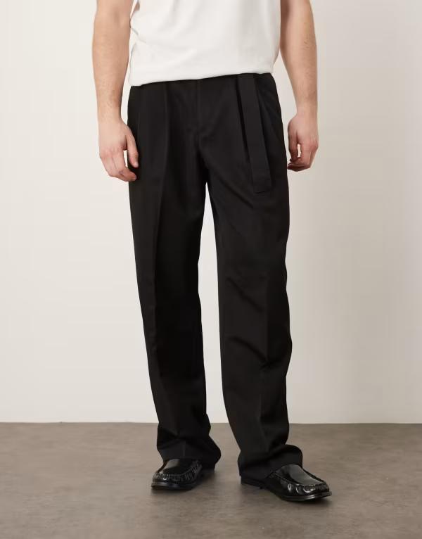 エイソス メンズ ボトムス 心地よいズボン下 ワイドレッグ 筋目 ASOS DESIGN wide leg double pleatedress pants with belt detail Black 黒いこと