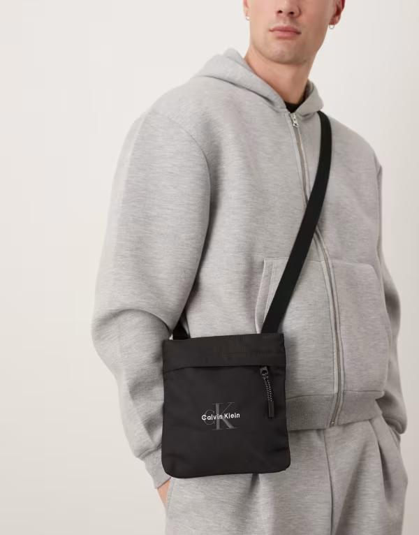 カルバンクライン メンズ バッグ ロゴ Calvin Klein logo crossbody bag Black ブラック