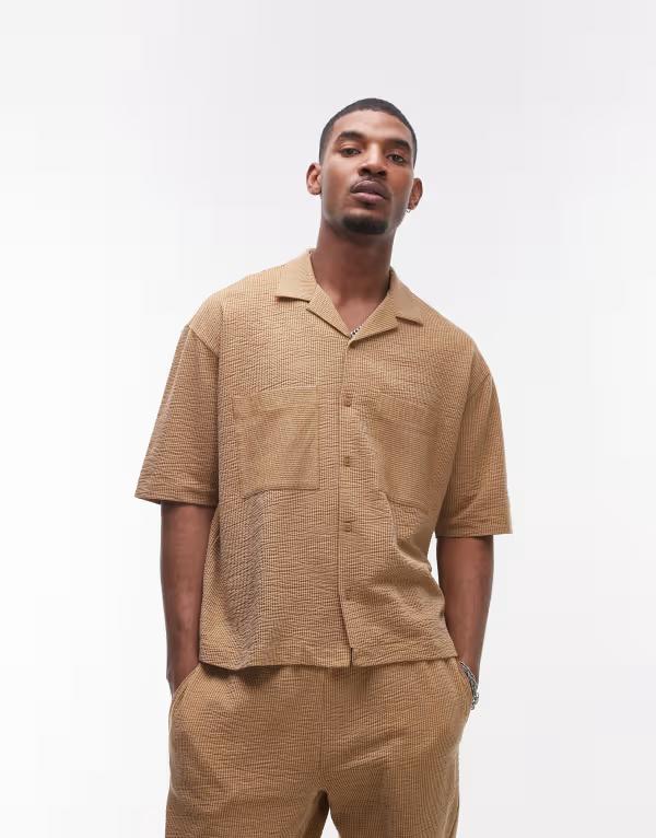とっ始めマン メンズ トップス スポーツシャツ プルオーバー Topman crop fit button up jersey shirt with stripe インチ mustard 洋芥子