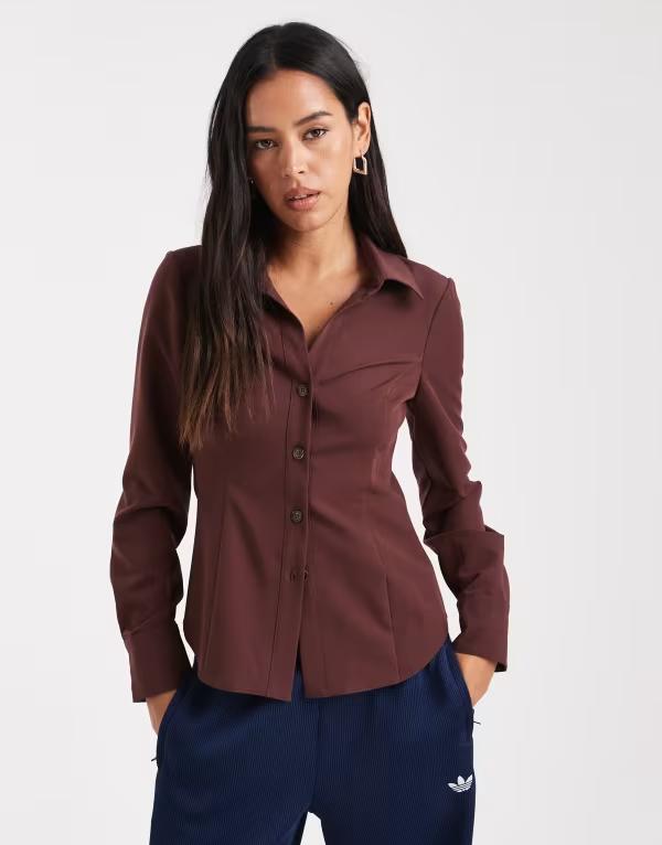 ミスセルフフリッジ レディース トップス シャツ Misselfridge tailored fitted shirt in chocolate チョコレート