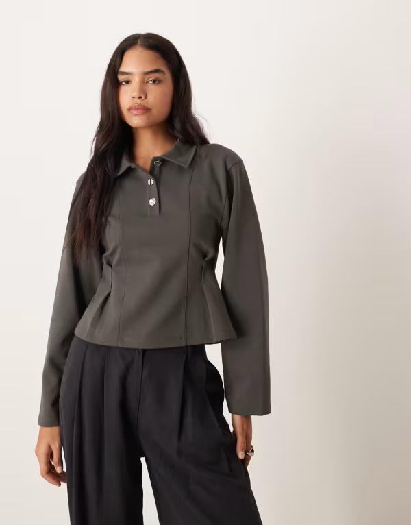 エイソス レディース トップス Tシャツ ウエストマーク ASOS DESIGN interlock cinched waist long sleeve top in raven