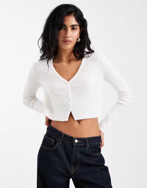 ミスセルフフリッジ レディース アウター カーディガン クロップド Misselfridge fluffy cropped cardigan in cream クリーム