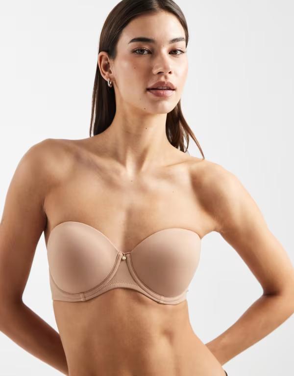 エイソス レディース アンダーウェア ブラジャー ストラップレス ASOS DESIGN molded multiway strapless bra BEIGE ベージュ