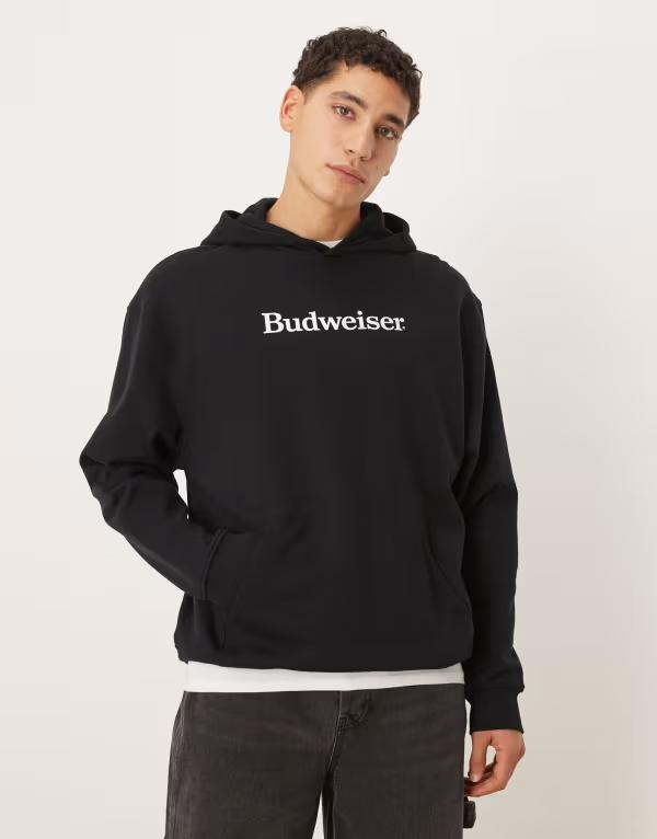 エイソス メンズ アウター パーカー・スウェット プリント ASOS DESIGN oversized hoodie with Budweiser print Black ブラック