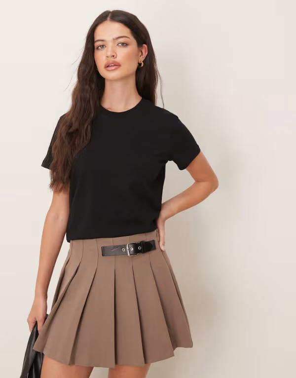 エイソス レディース トップス Tシャツ クルーネック コットン ASOS DESIGN ultimate t-shirt with crew neck in cotton blend - Black ブラック