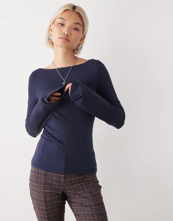 ウィークデイ レディース トップス Tシャツ Weekday Annie super soft long sleeve boat neck top in dark navy - exclusive to ASOS Dark navy ネイビー