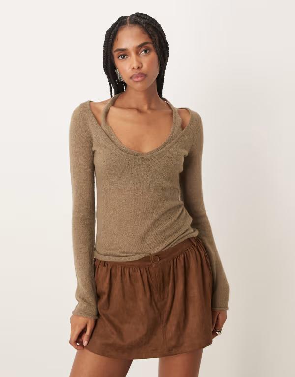 モーテル レディース トップス シャツ シアー ニット ホルター Motel Misora sheer knit long sleeve halter top in taupe トープ