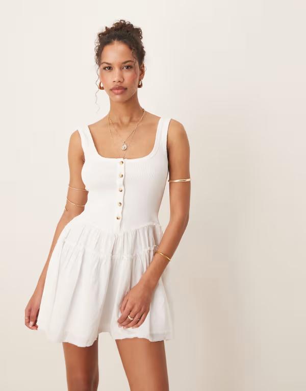 エイソス レディース トップス 衣装 肋材 ミニ スコート ASOS Design scoop button ribbed bodice with poplin skirt mini dress WHITE 白いこと レディースファッション-ワンピース