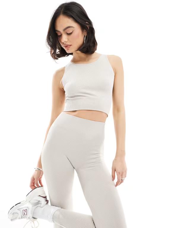 オンリー レディース トップス 貯蔵タンクいの一番 ONLY seamless top - part of a set Nacreous cloud ベージュ トップス-レディースファッション-タンクトップ