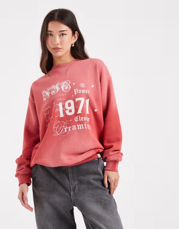 デイジーストリート レディース アウター パーカー・スウェット プルオーバー グラフィック Daisy Street sweatshirt with dreamingraphics RED 赤いこと