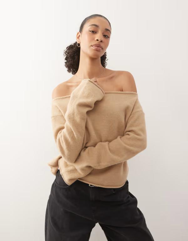 モンキ レディース アウター ニット・セーター Monki relaxed off shoulder knit sweater Beige ベージュ